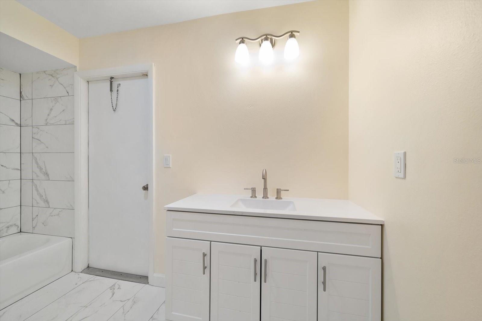 LAKE PARK ESTATES - Residential