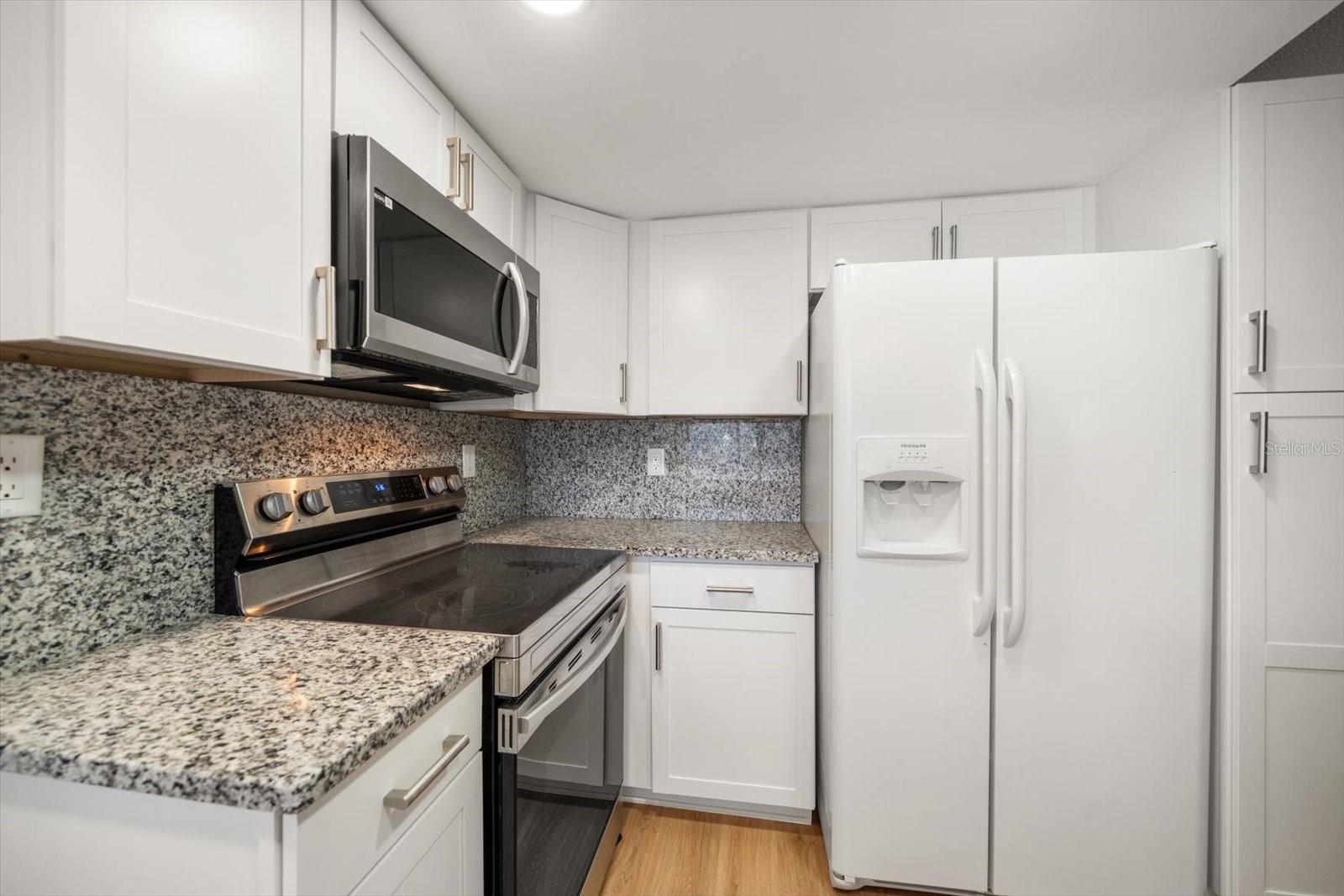 LAKE PARK ESTATES - Residential