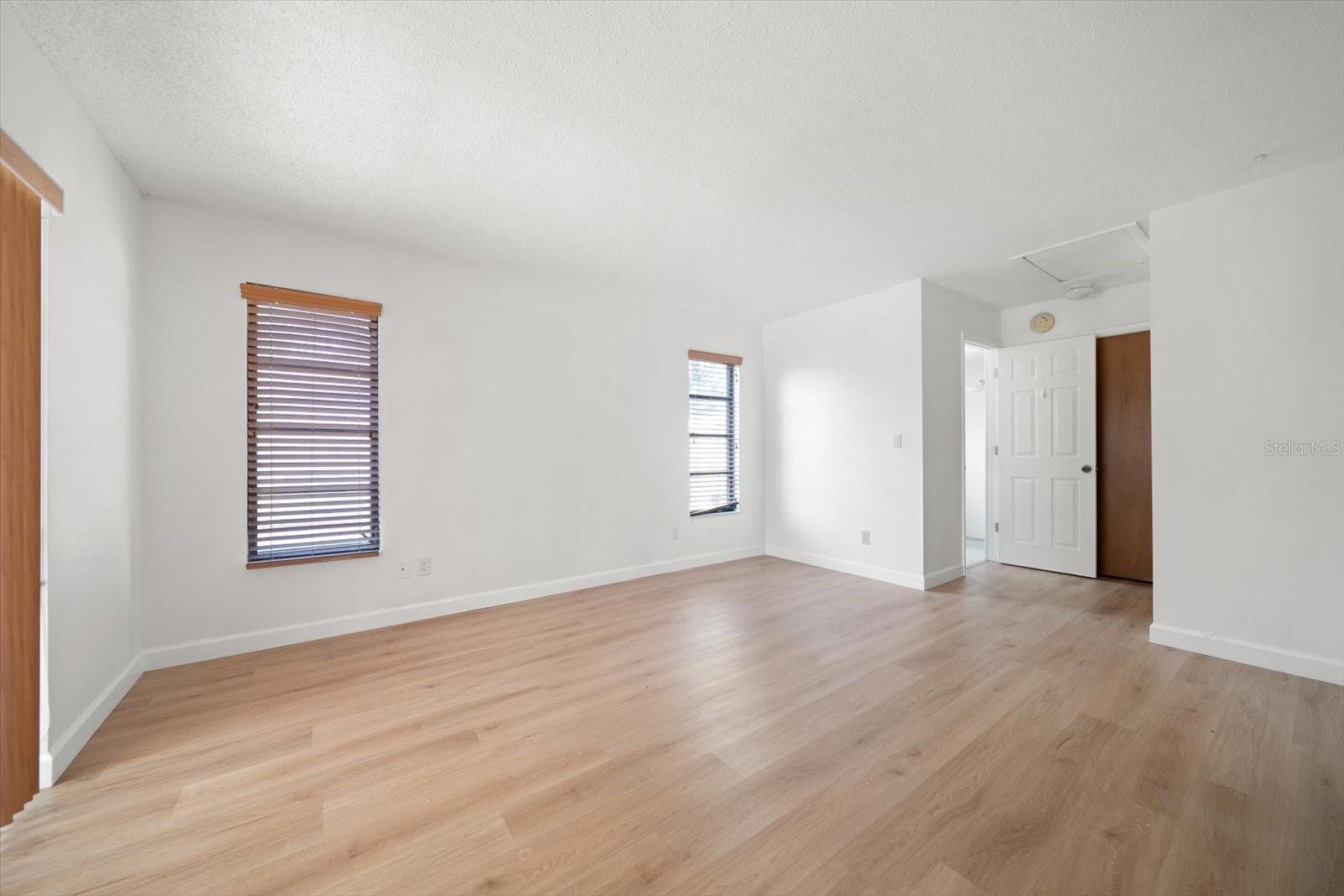 LAKE PARK ESTATES - Residential