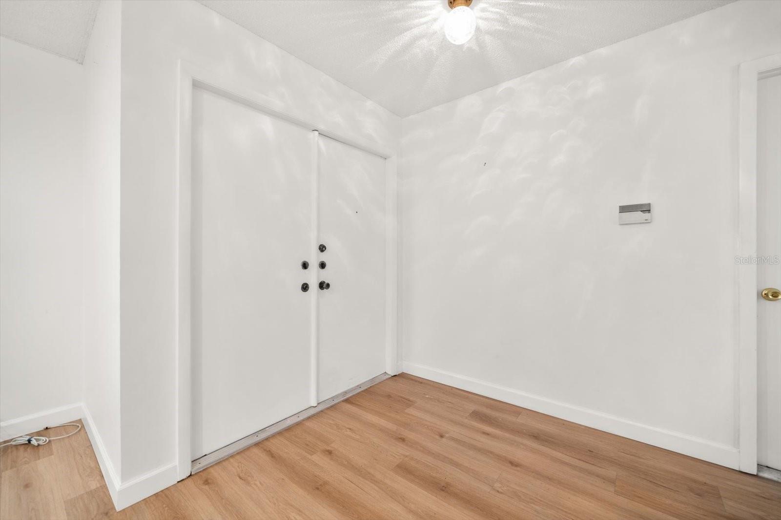 LAKE PARK ESTATES - Residential