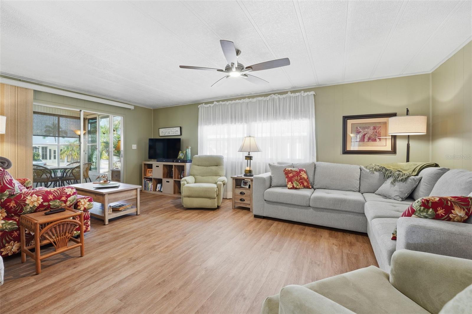 HARBOR ISLES II - Residential