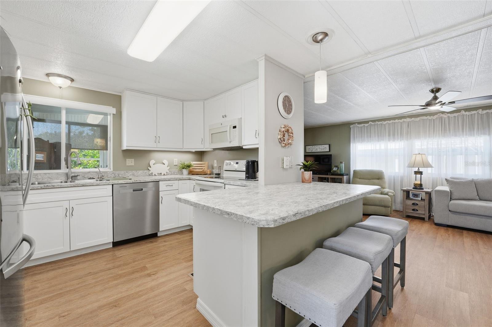 HARBOR ISLES II - Residential