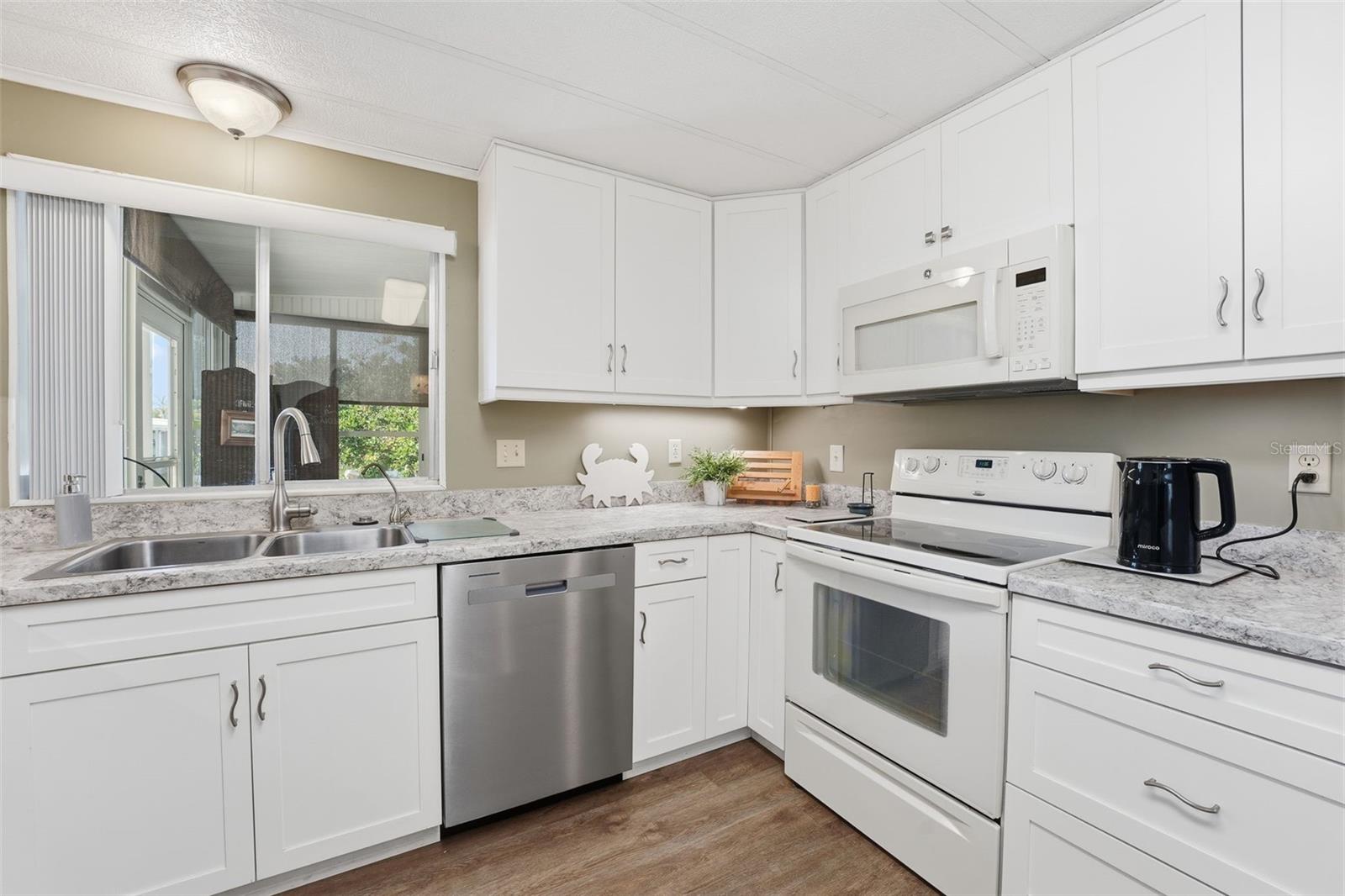 HARBOR ISLES II - Residential