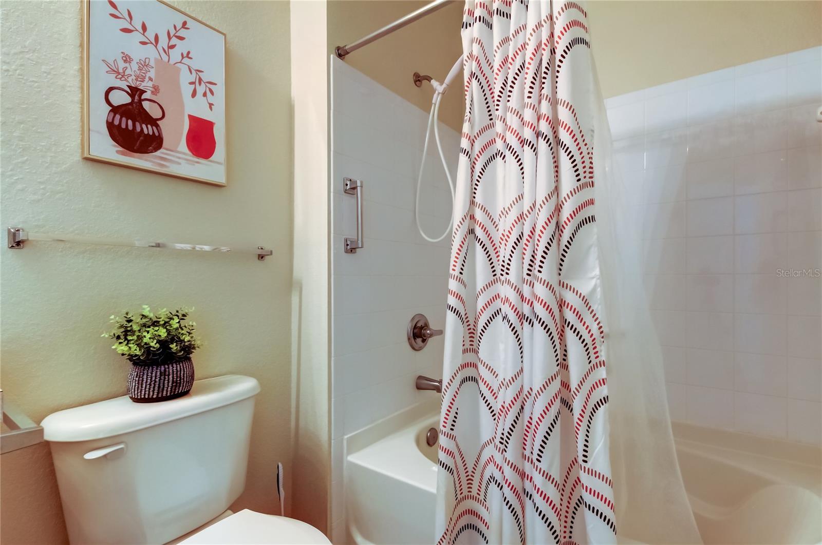 RESIDENCE AT RENAISSANCE - Residential