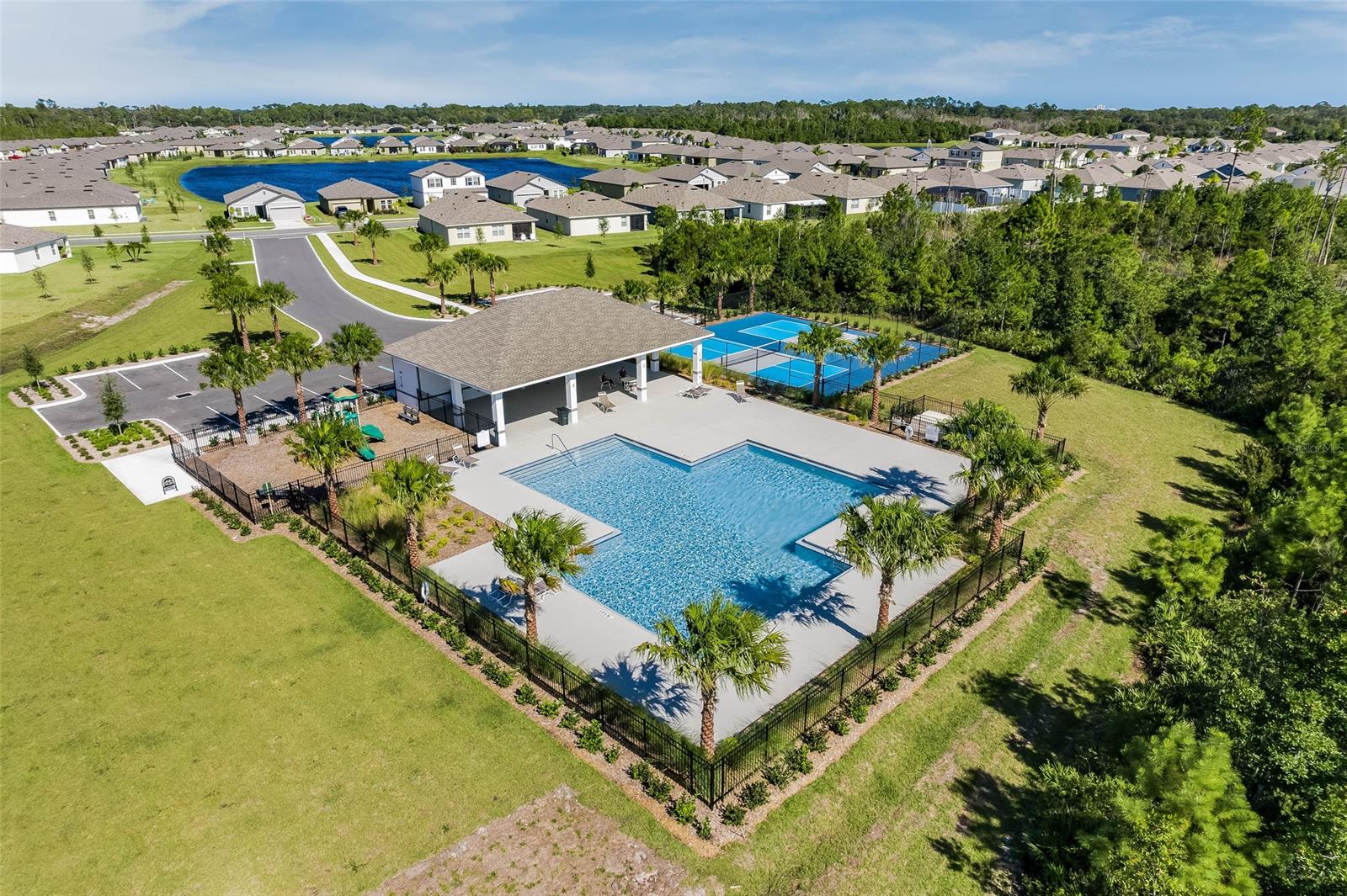 Coastal Woods Un D - Residential