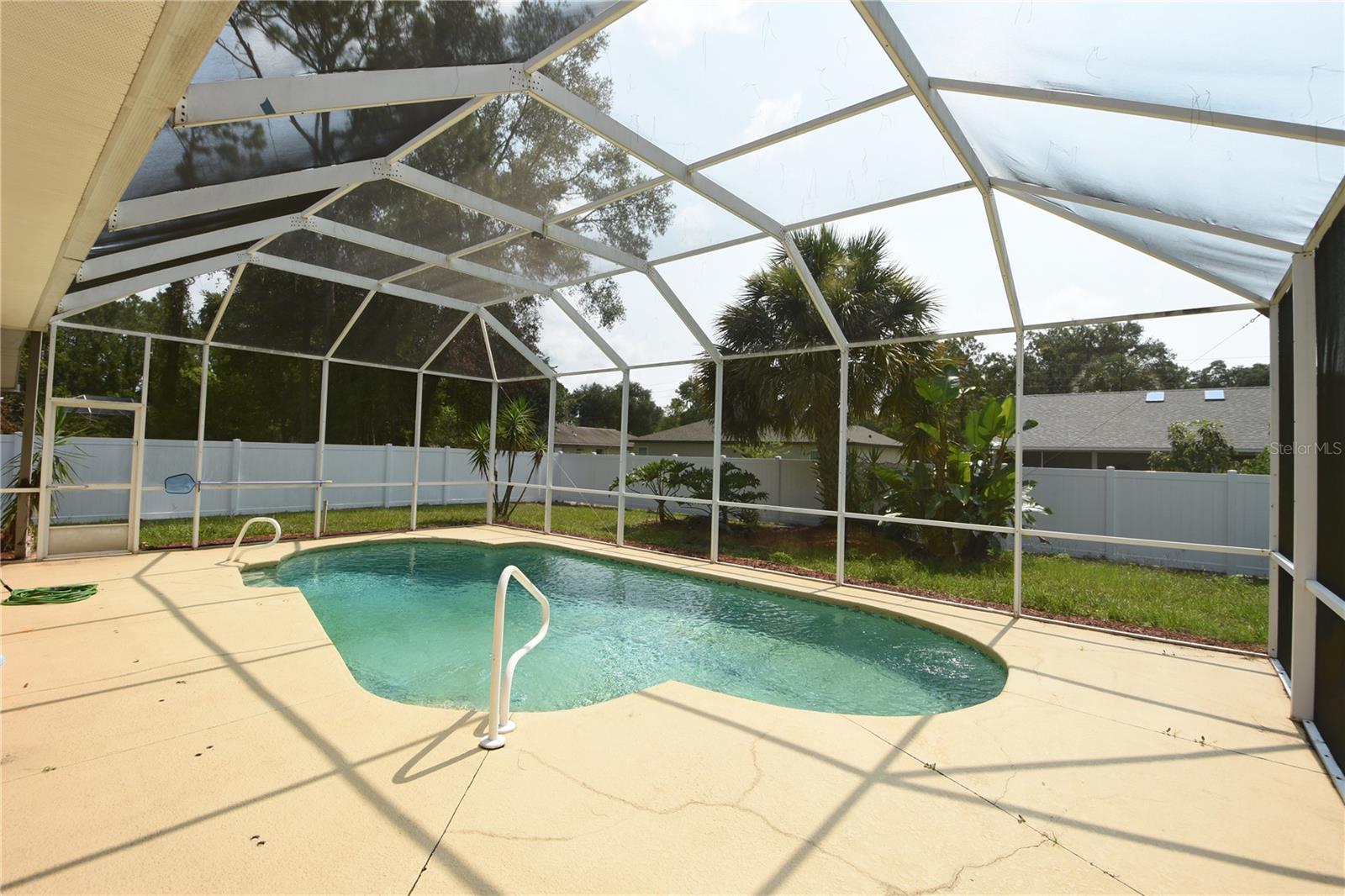 BELLE TERRE - Residential Lease