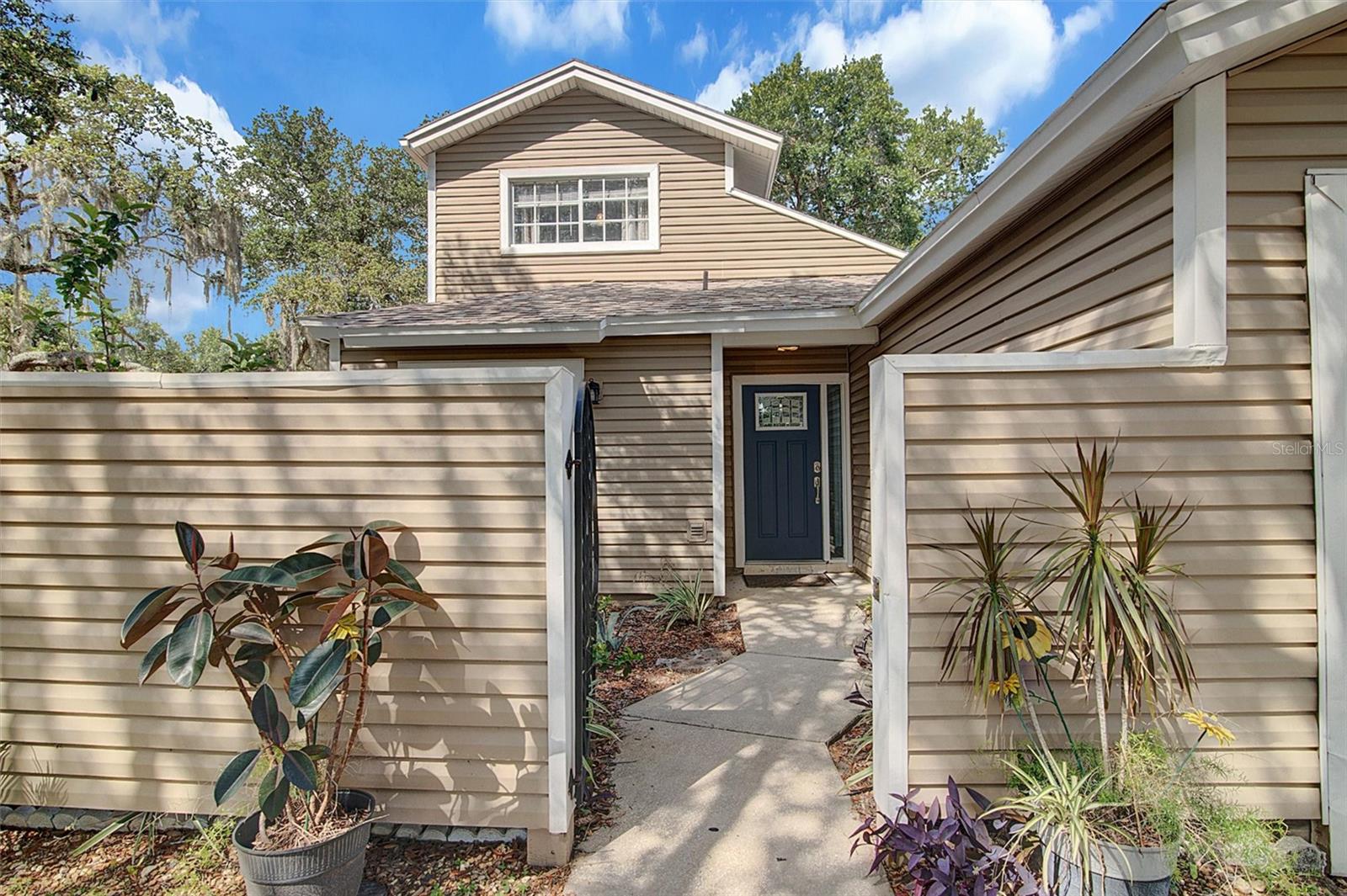 503 PORTLAND CIRCLE