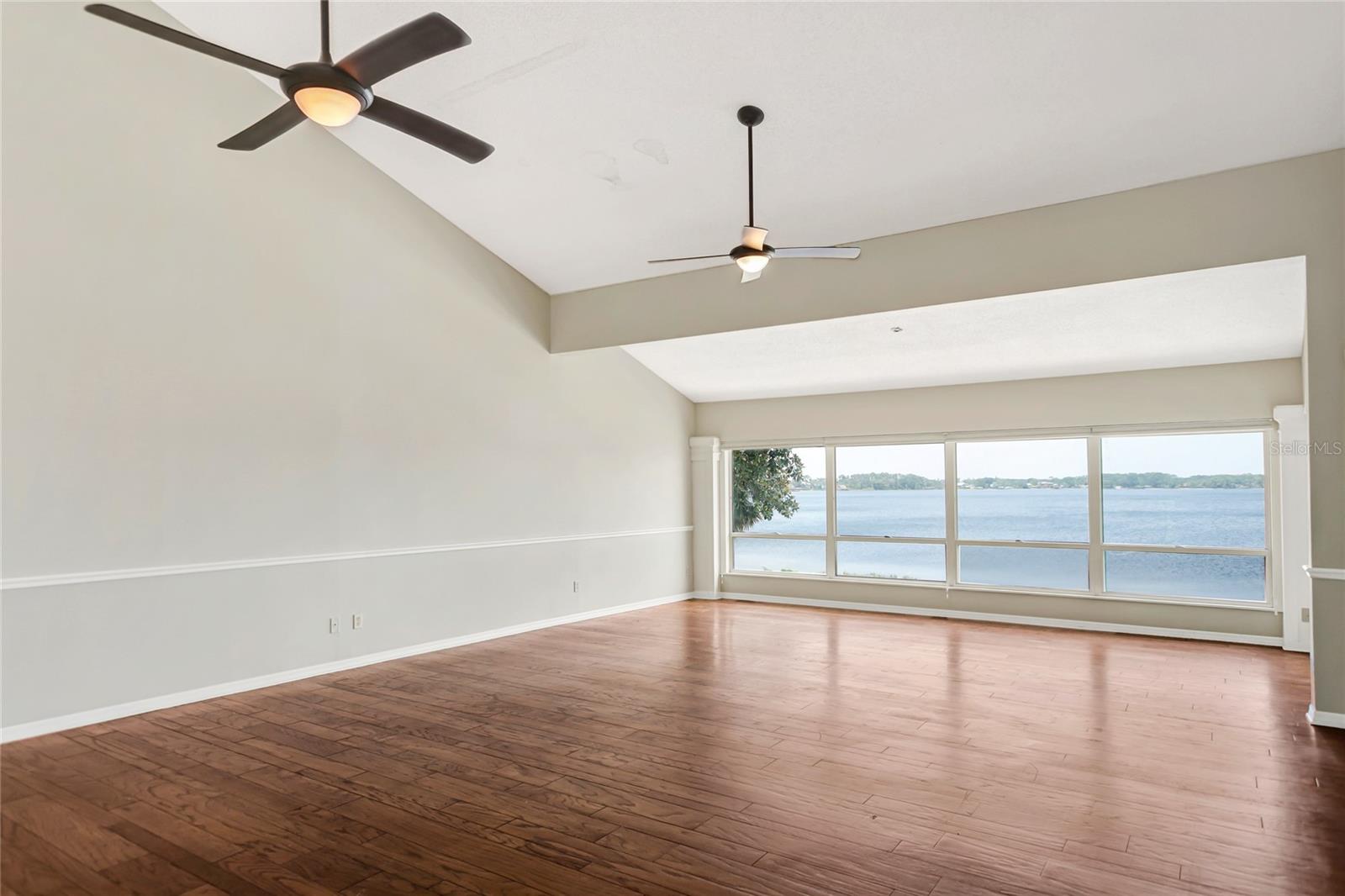 SOUTH BAY - Residential