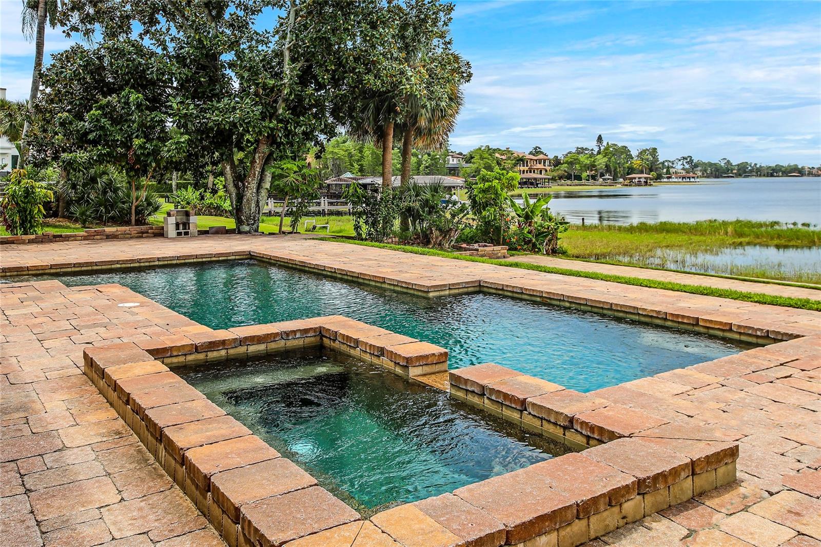 SOUTH BAY - Residential