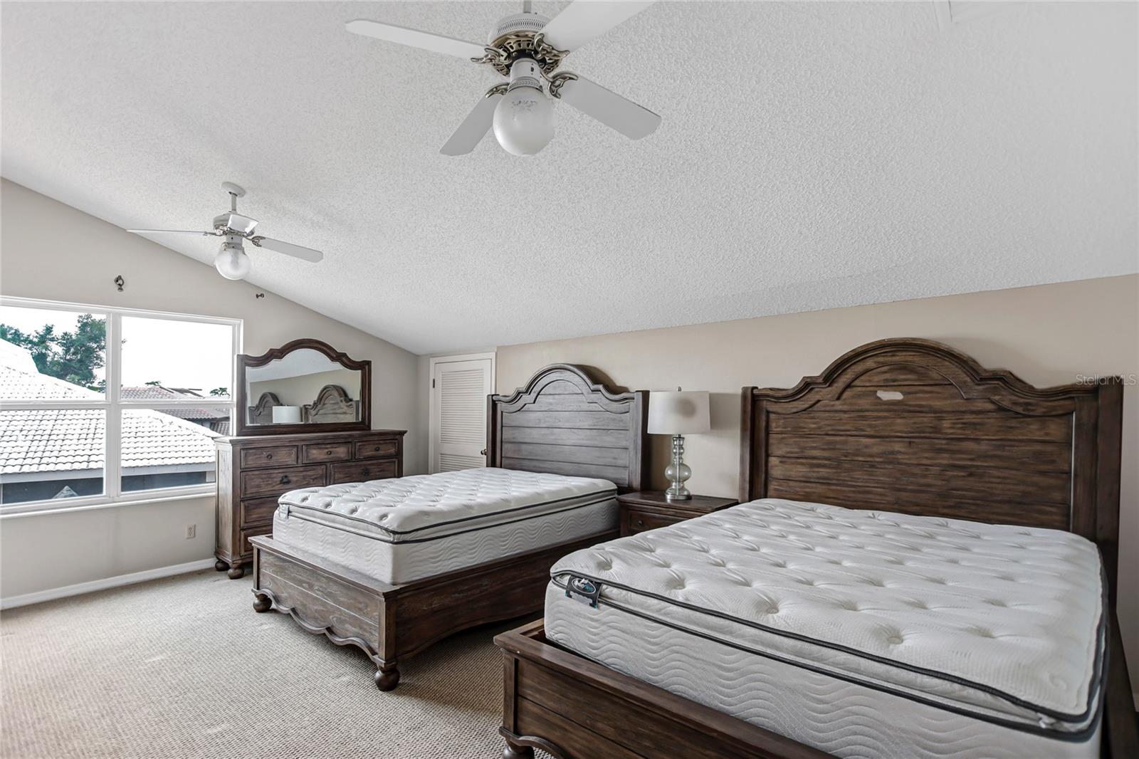 SOUTH BAY - Residential