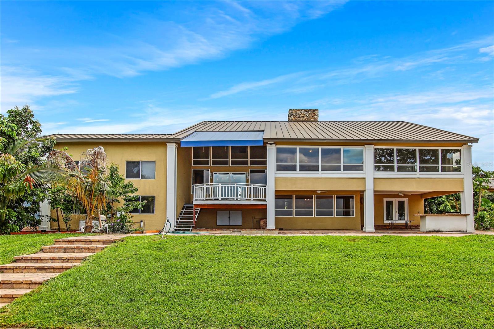 SOUTH BAY - Residential