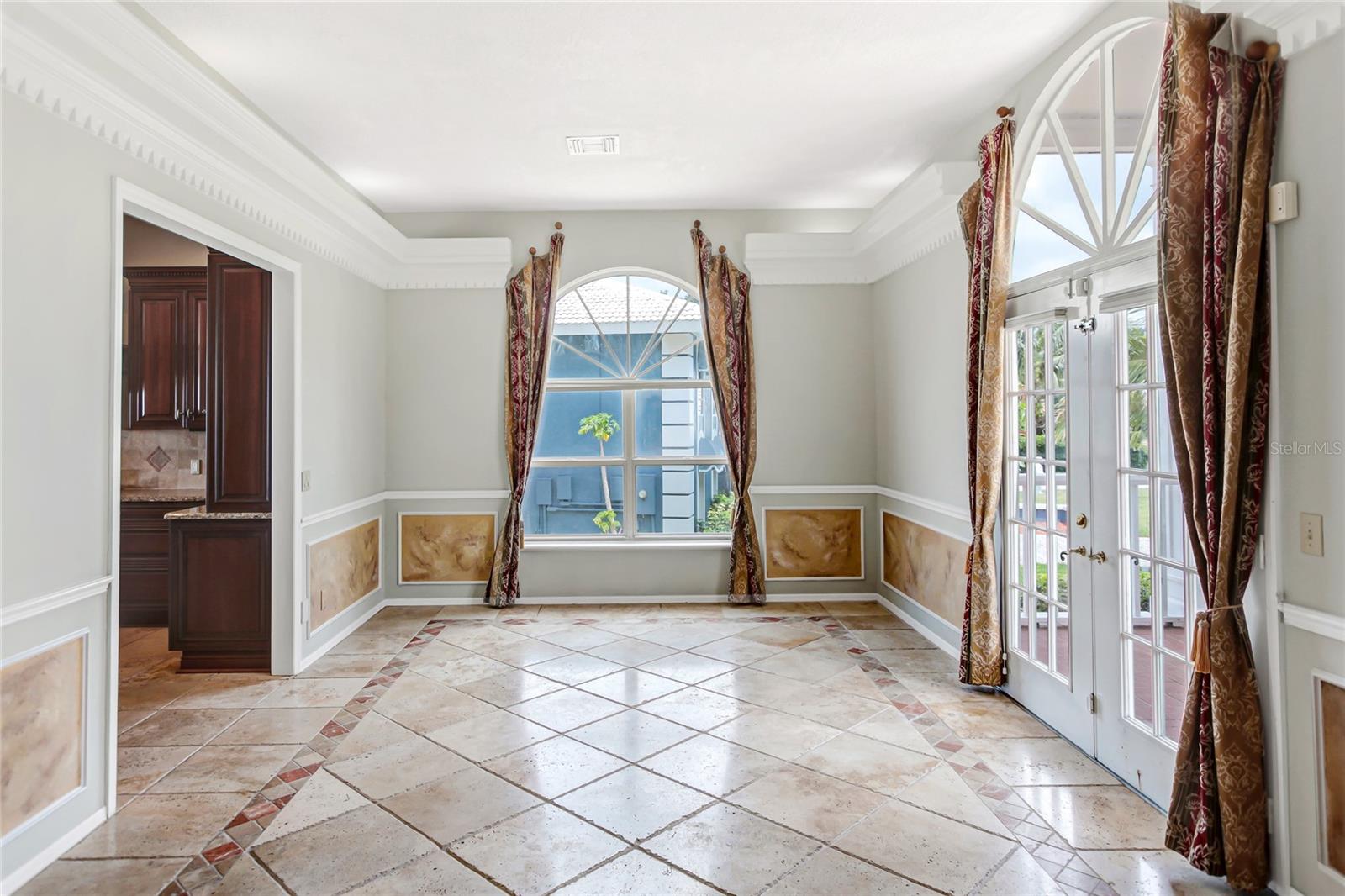 SOUTH BAY - Residential