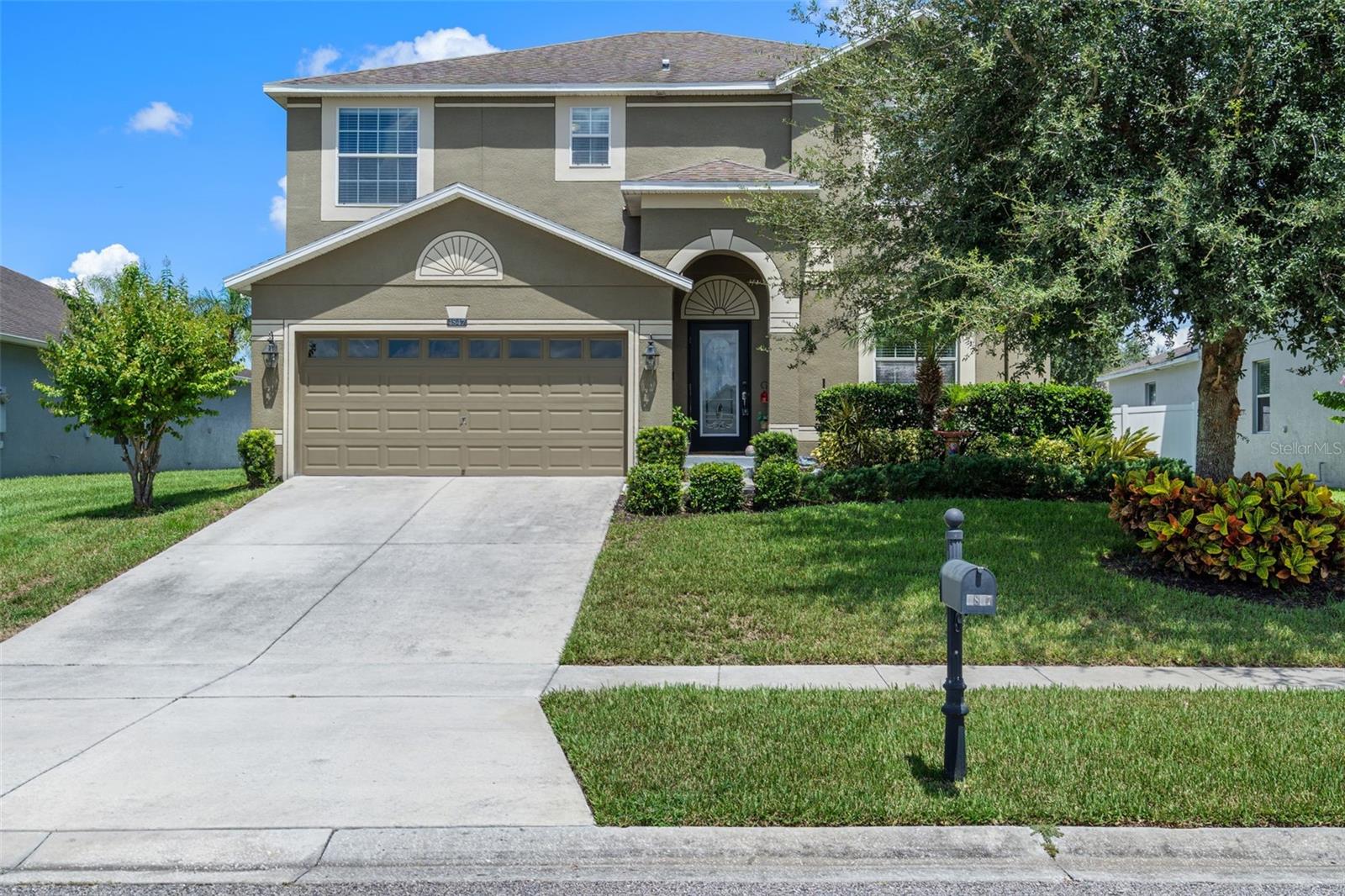 Welcome to your new oasis in the desirable Stoneybrook Hills neighborhood! This beautifully maintained home features 4 spacious bedrooms and 2.5 bathrooms, providing ample space for family and guests. The open concept layout seamlessly connects living, dining, and kitchen areas, perfect for modern living and entertaining.
Step inside to discover stunning new wood floors throughout, enhancing the home's warmth and elegance. The updated kitchen boasts luxurious granite countertops and modern appliances, making it a chef's delight. New load management sensors and 24 hr security guard ensures you will feel safe and secure along with newer A/C system and a roof installed in 2016, you can enjoy peace of mind in this well-cared-for property.
One of the standout features of this home is the oversized lanai, creating an ideal indoor-outdoor living space for enjoying your perfect morning coffee or a cozy sunset dinner. The fully fenced backyard provides privacy and security, making it a great area for pets or outdoor activities.
The versatile 4th bedroom offers endless possibilities—use it as a guest room, home office, playroom, or gym, adapting to your lifestyle needs. The exterior also showcases beautifully maintained landscaping, providing great curb appeal.
As a resident, you’ll enjoy access to resort-style amenities, including a luxurious clubhouse, fitness center, a sparkling swimming pool, tennis and basketball courts, and a baseball field. Explore scenic walking trails that wind through the community, offering a perfect escape for outdoor enthusiasts.
Conveniently located close to amazing dining, shopping, and attractions, this home offers the perfect blend of comfort and lifestyle. Don’t miss out on the chance to make this stunning property your own! Seller is offering a $2,000 credit! Schedule a viewing today!