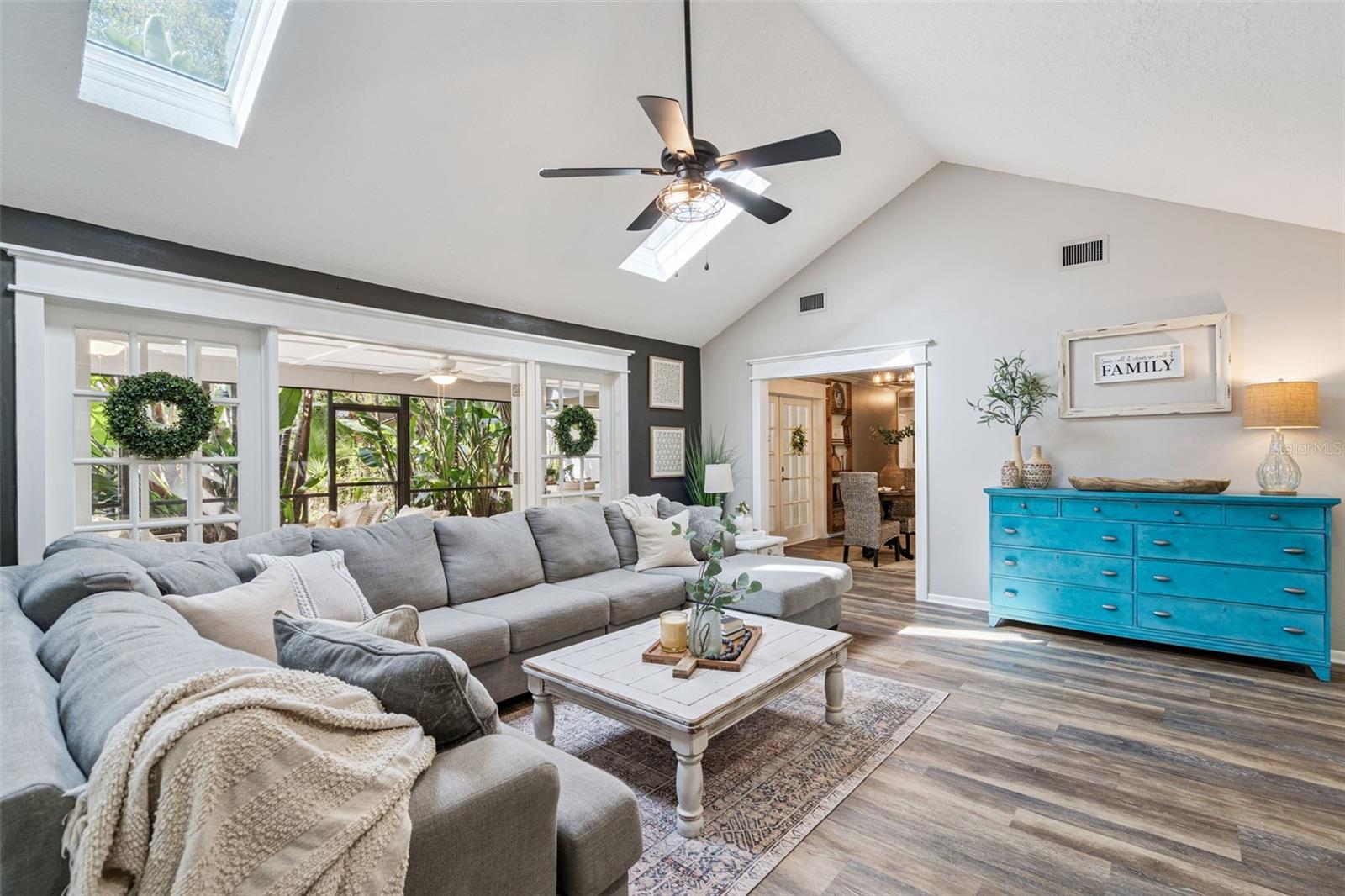 PICKETT DOWNS UNIT 3 - Residential