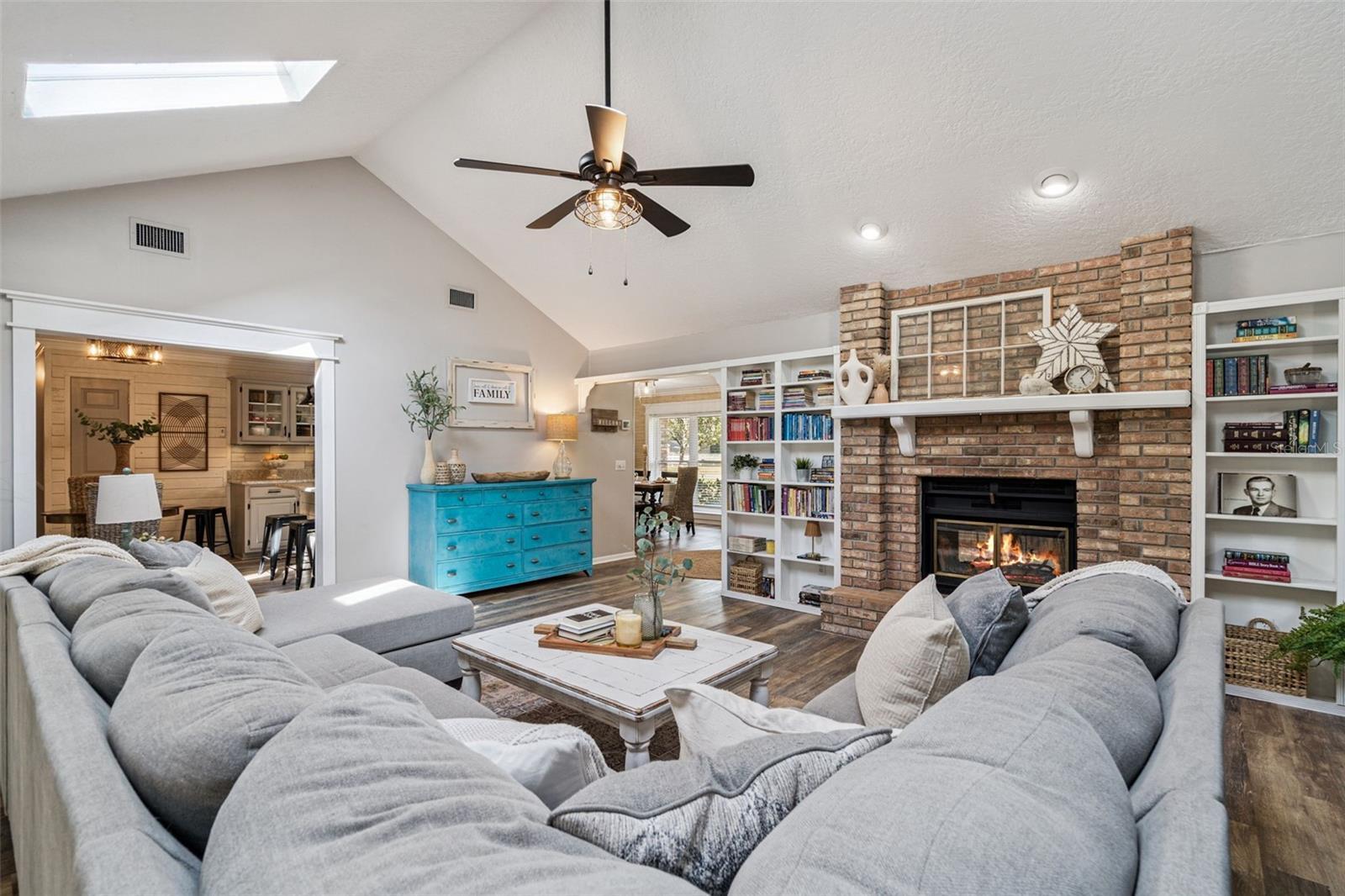 PICKETT DOWNS UNIT 3 - Residential