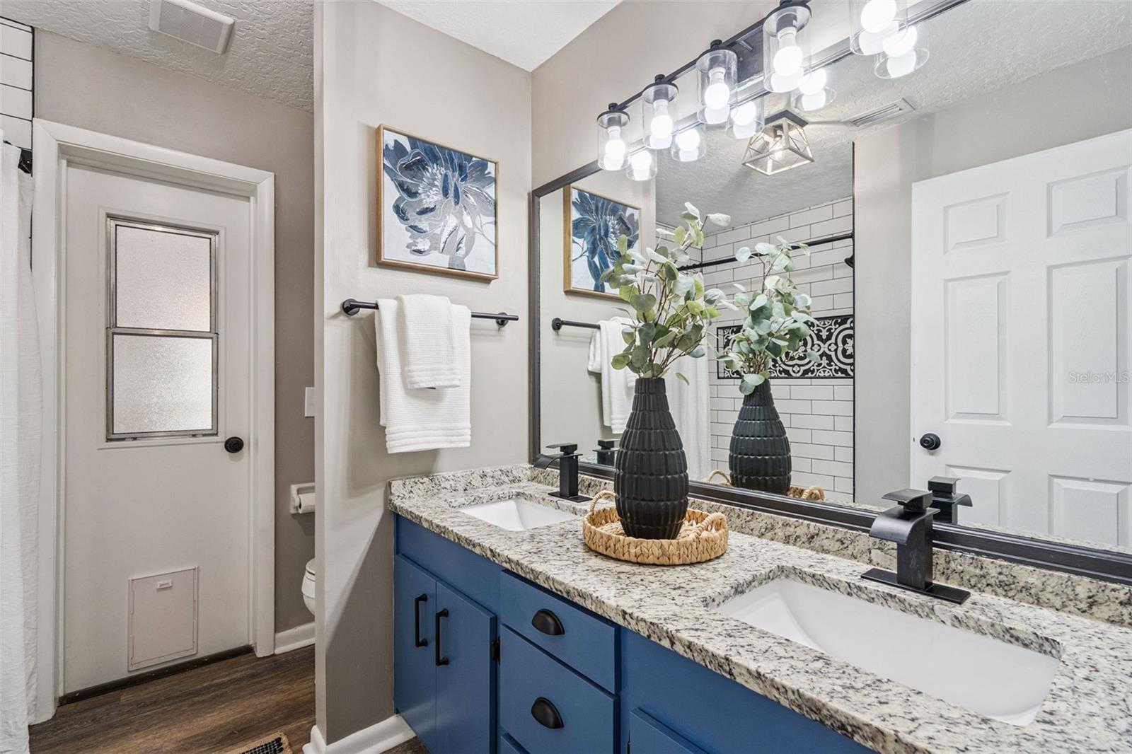 PICKETT DOWNS UNIT 3 - Residential