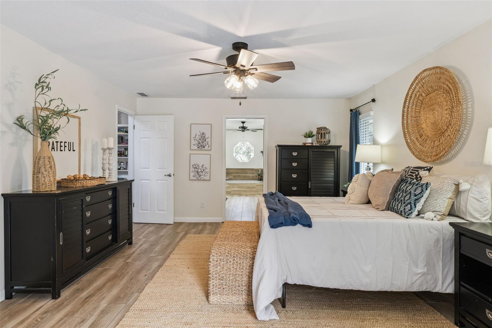 PICKETT DOWNS UNIT 3 - Residential