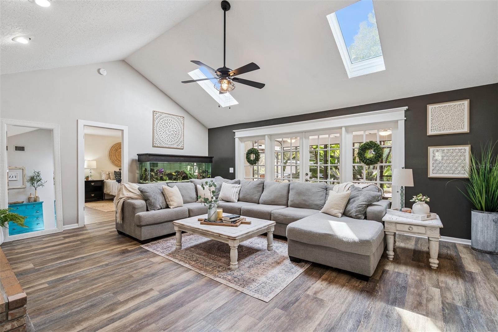 PICKETT DOWNS UNIT 3 - Residential