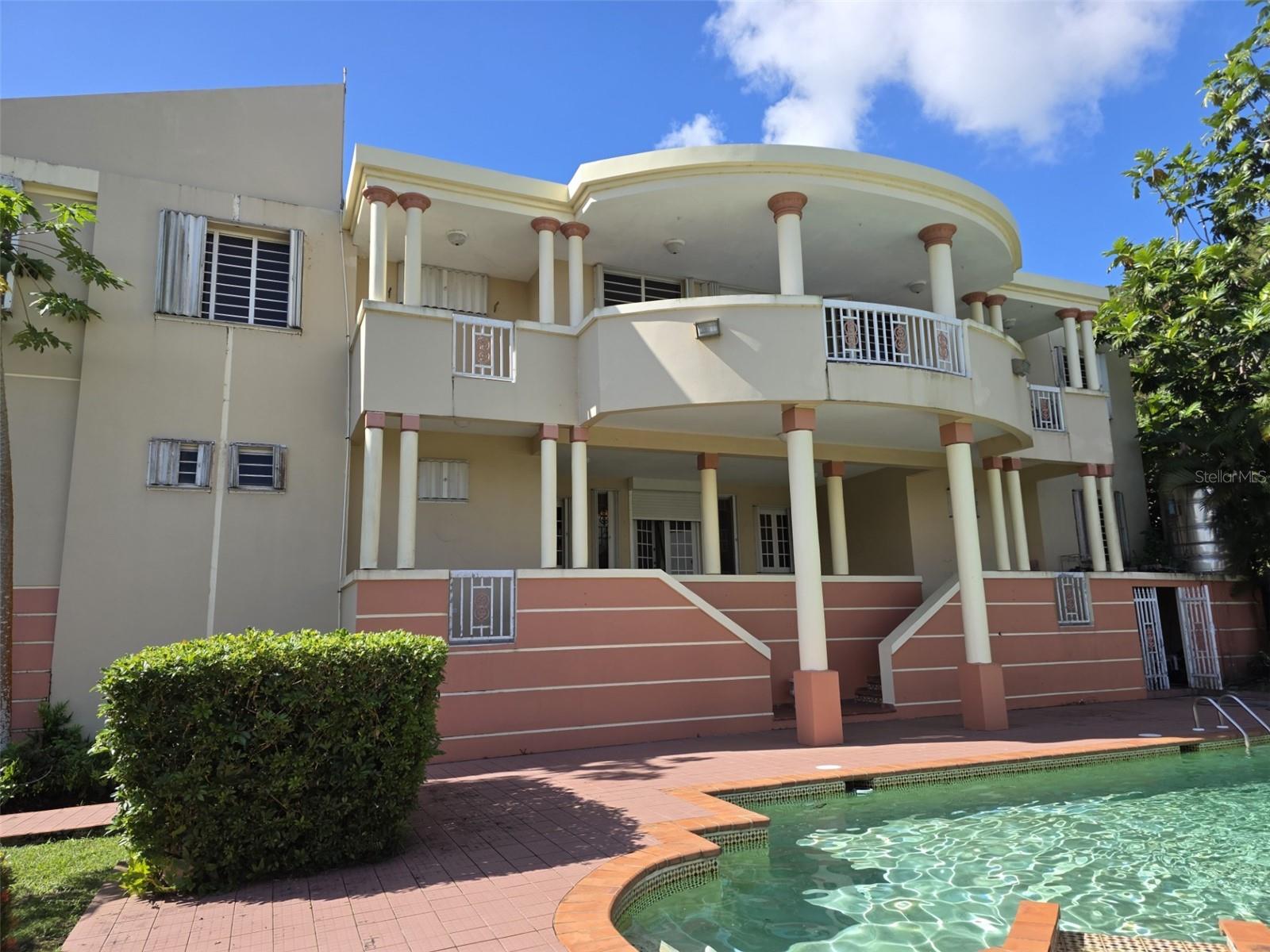 EL RETIRO - Residential