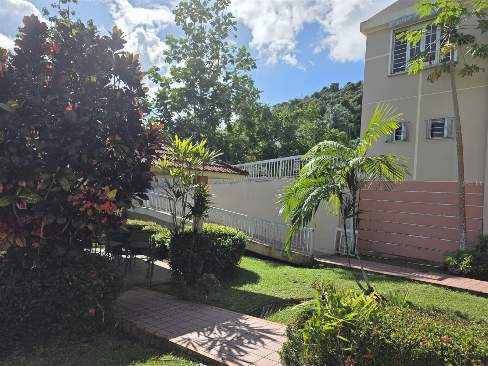 EL RETIRO - Residential