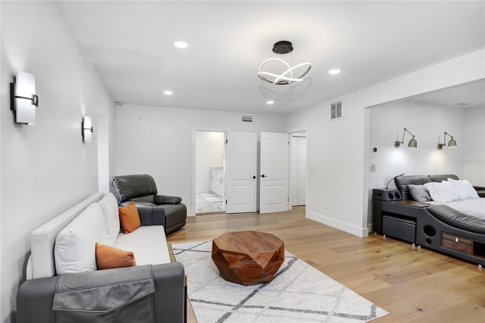 PASADENA ON THE GULF SEC C - Residential Lease