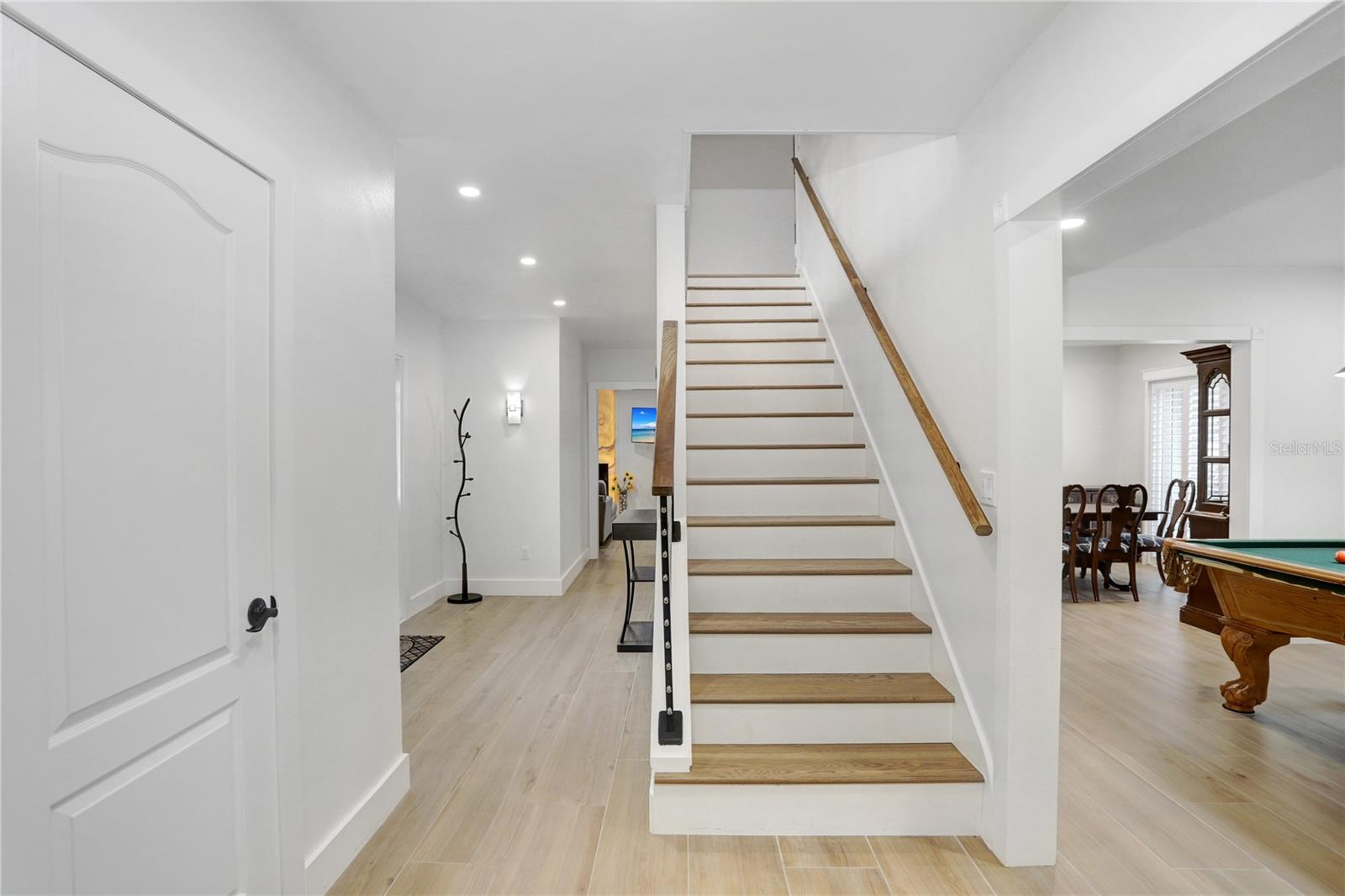 PASADENA ON THE GULF SEC C - Residential Lease