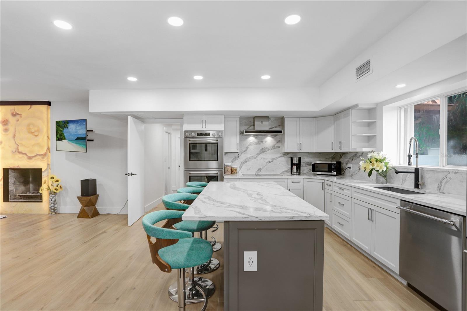 PASADENA ON THE GULF SEC C - Residential Lease