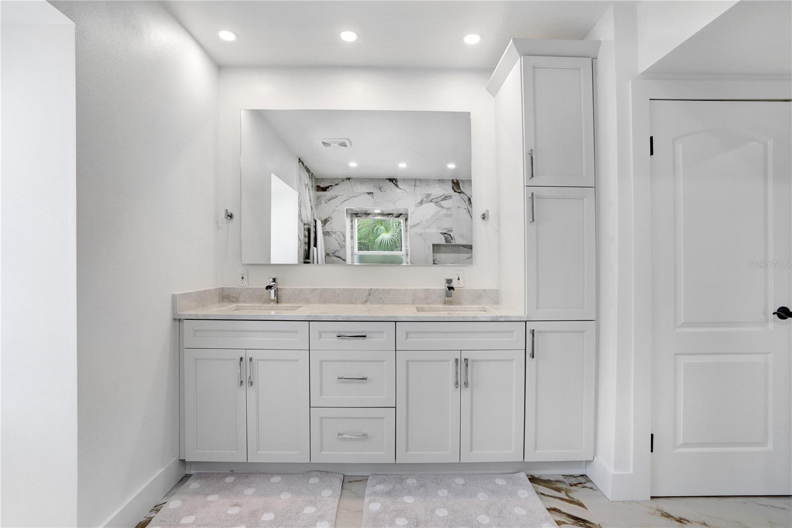 PASADENA ON THE GULF SEC C - Residential Lease