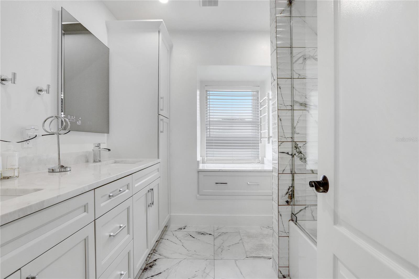 PASADENA ON THE GULF SEC C - Residential Lease