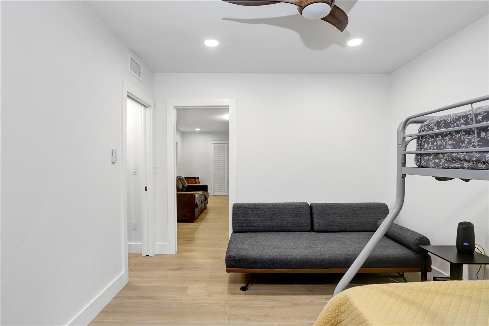 PASADENA ON THE GULF SEC C - Residential Lease