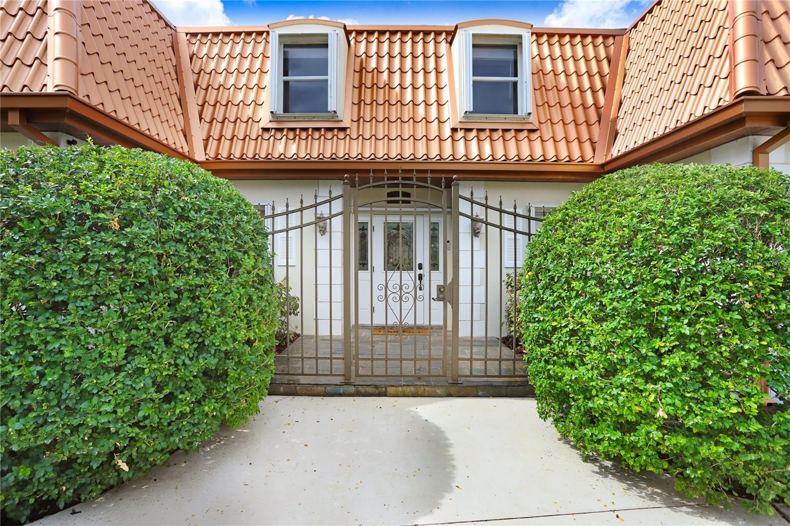 PASADENA ON THE GULF SEC C - Residential Lease