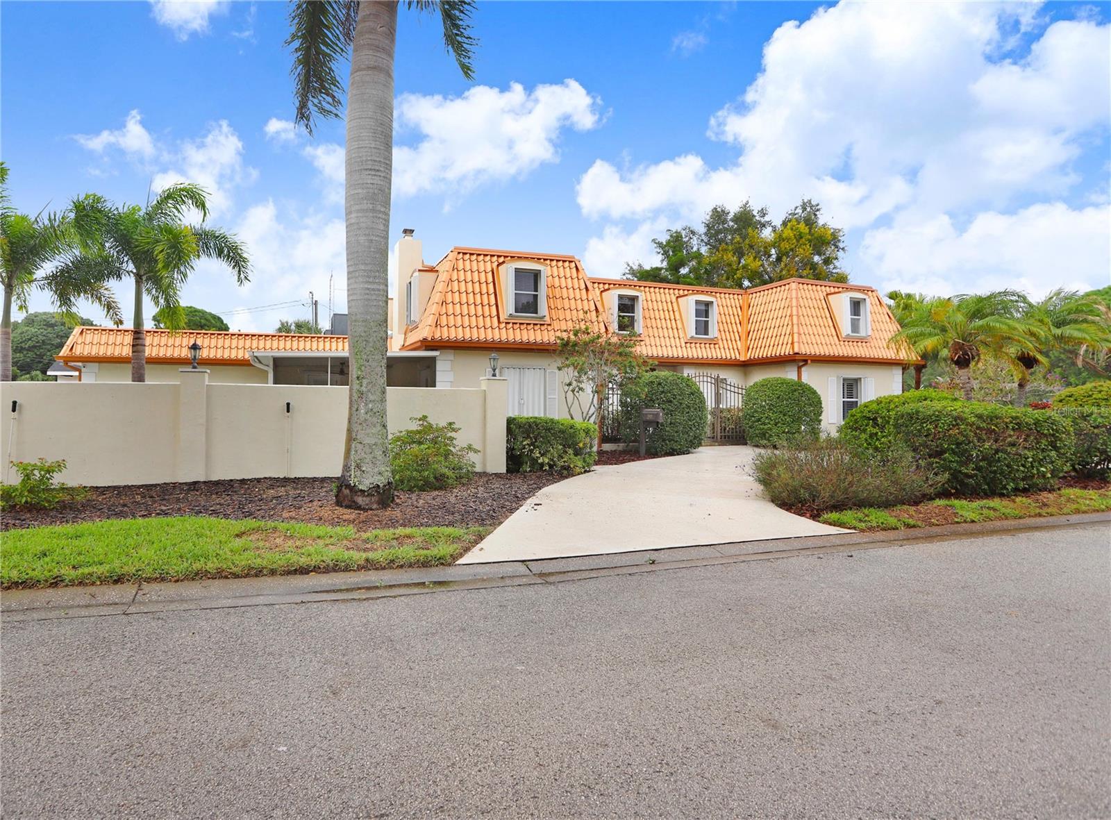 PASADENA ON THE GULF SEC C - Residential Lease