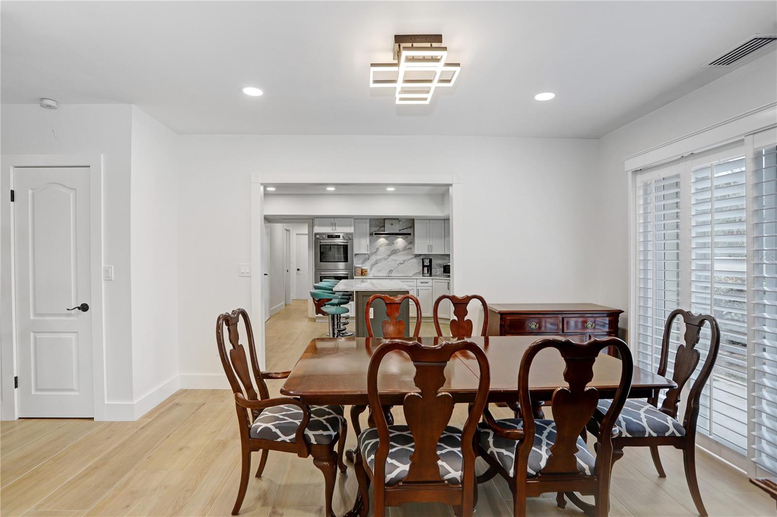 PASADENA ON THE GULF SEC C - Residential Lease