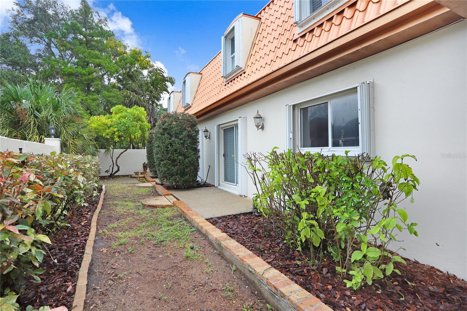 PASADENA ON THE GULF SEC C - Residential Lease