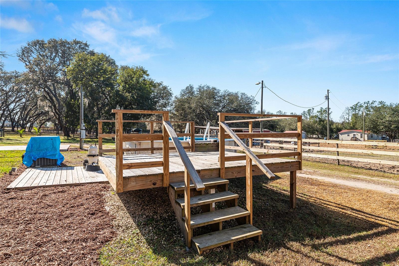 ROLLING MEADOWS - Residential