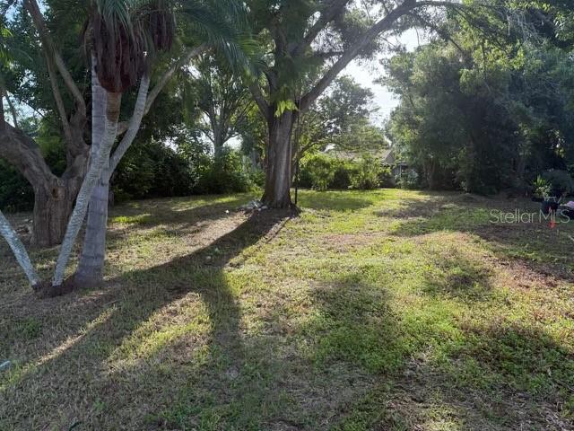 NOKOMIS MANOR NATURES PARK - Land