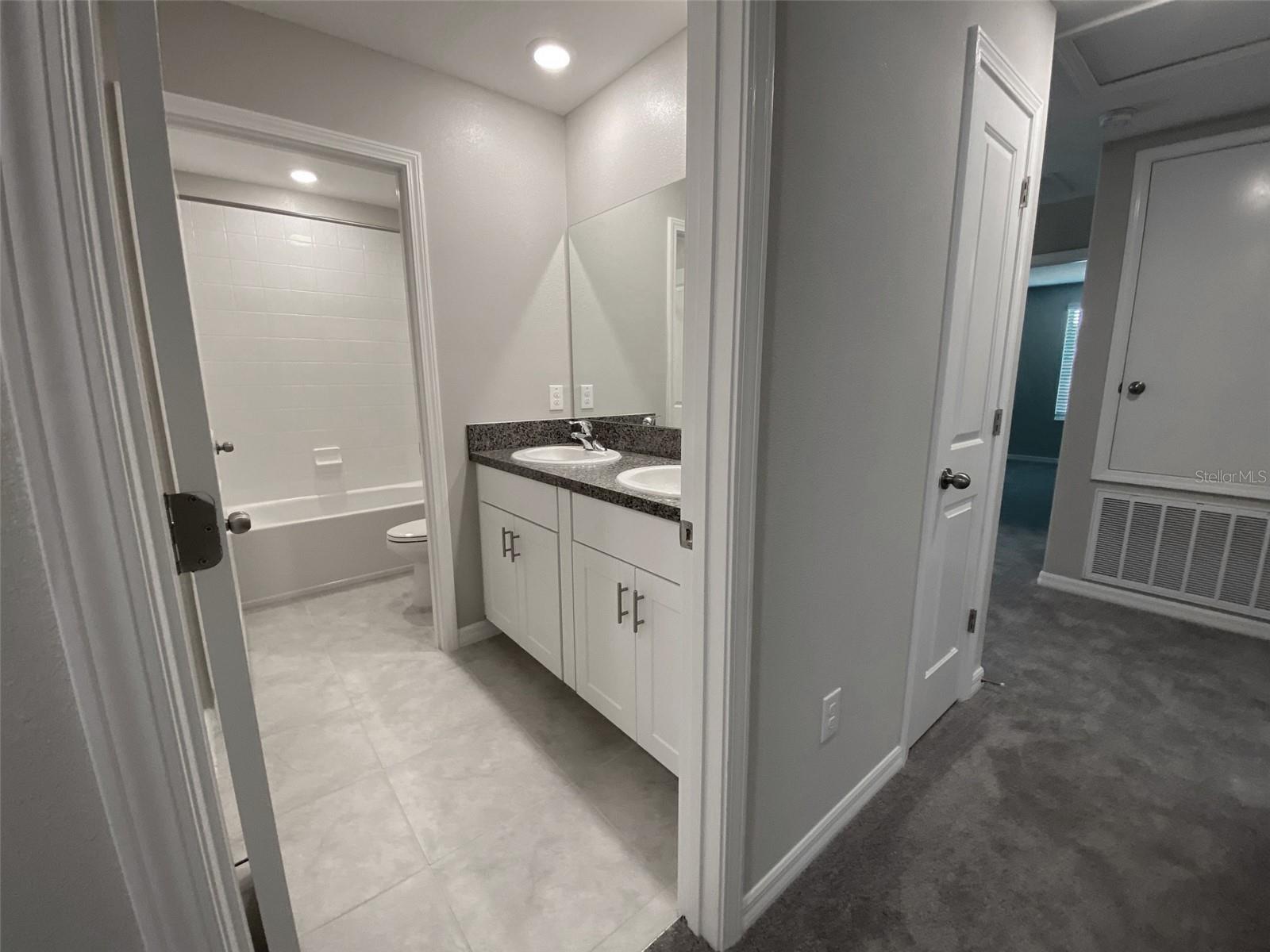 COPPERSPRING PH 2 - Residential Lease
