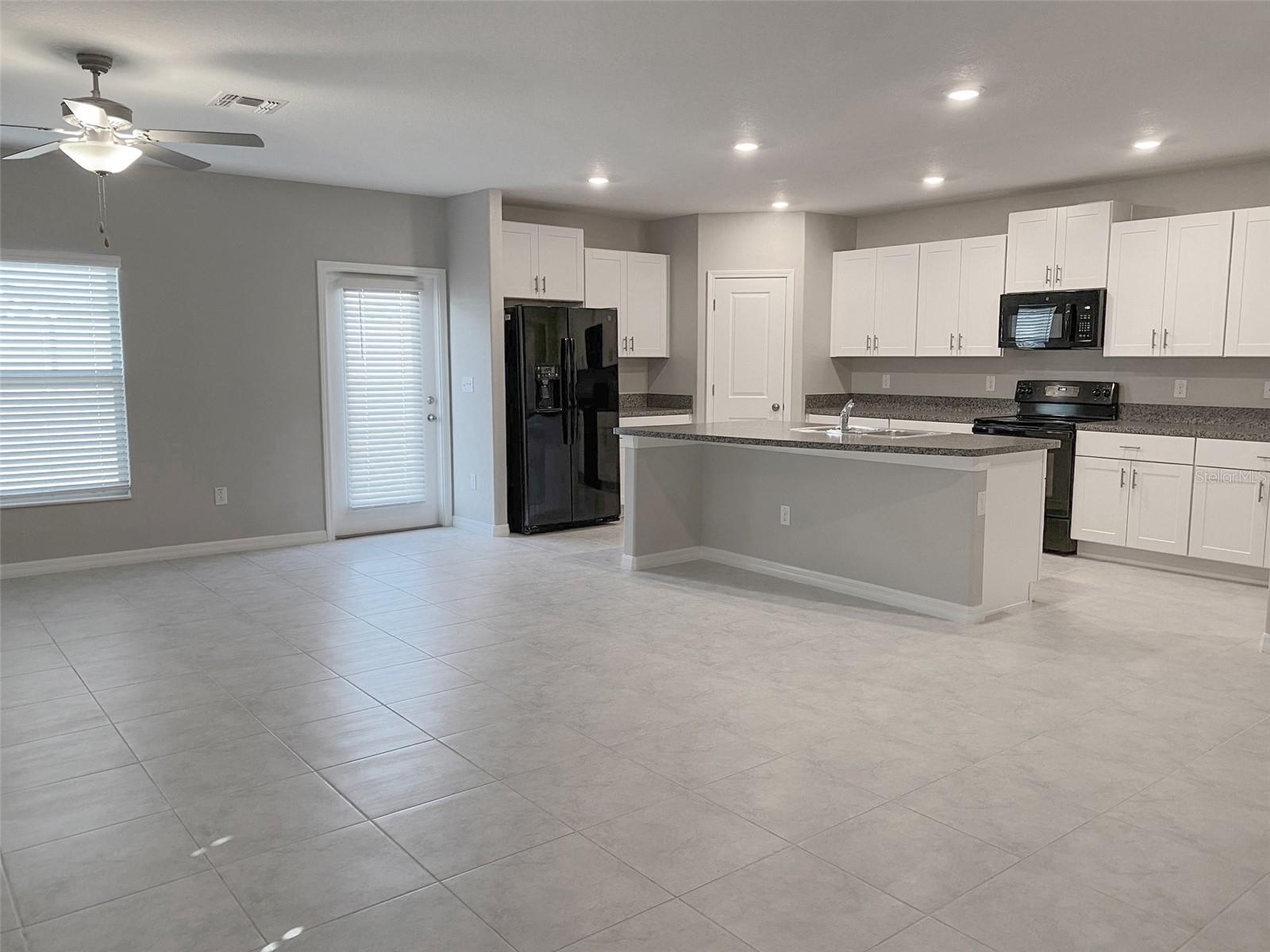 COPPERSPRING PH 2 - Residential Lease