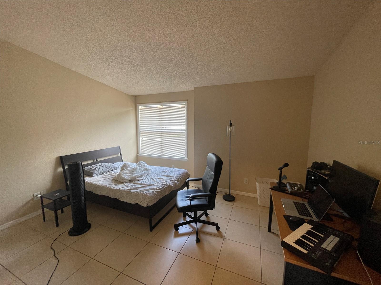 PARKVIEW VILLAGE - Residential Lease