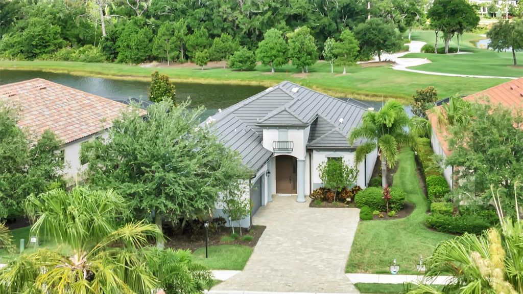 Photo of 5824 Cessna Run, Bradenton, FL 34211 (MLS # A4694894)