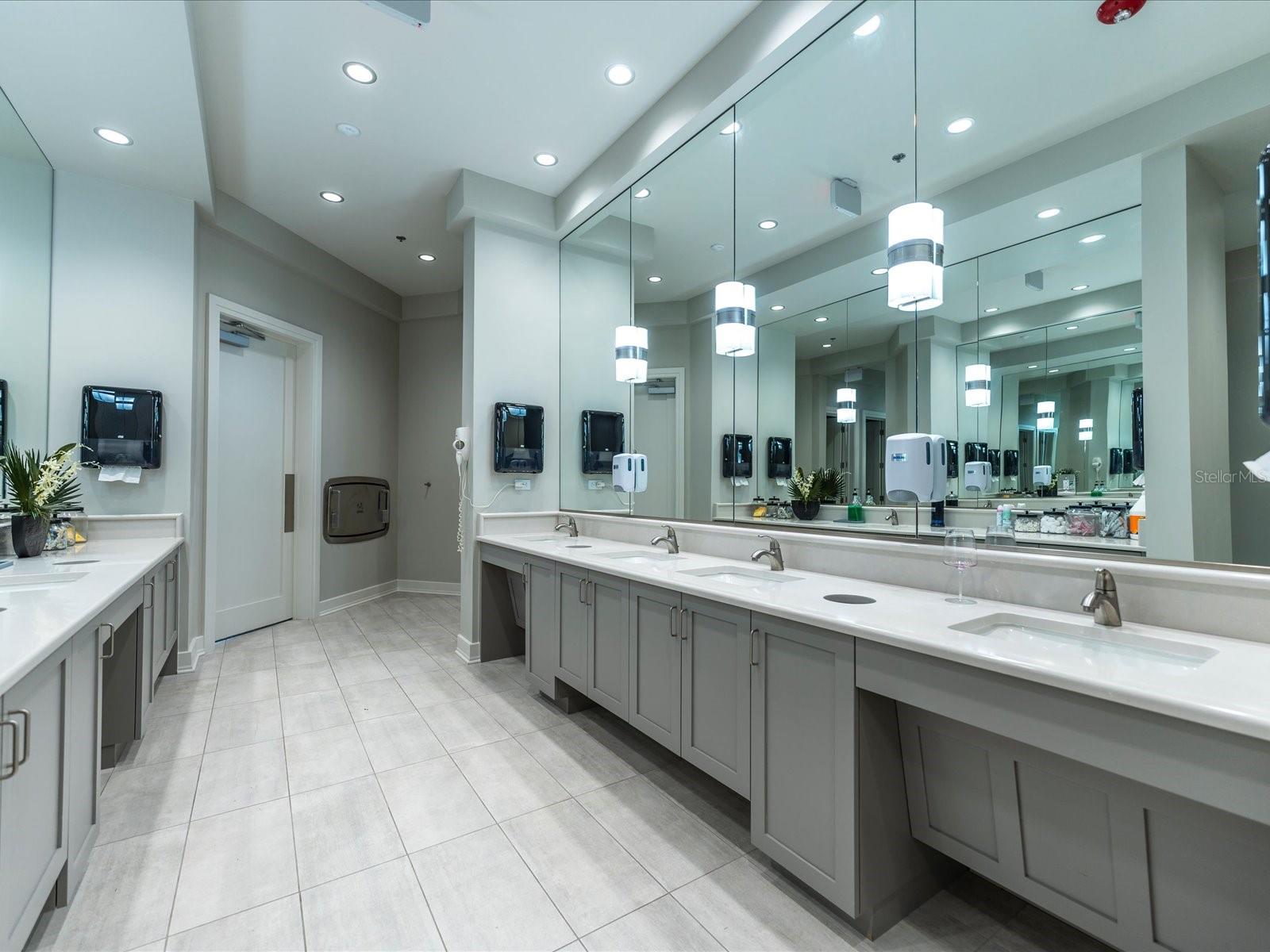 LAKEWOOD NATIONAL GOLF CLUB PH I - Residential