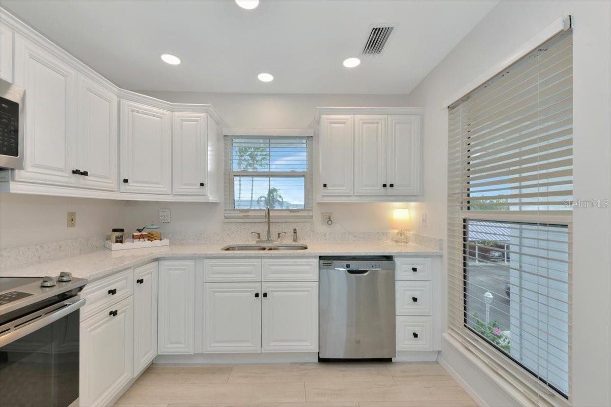 SHORELINE TERRACES V AT PERICO BAY 1 - Residential