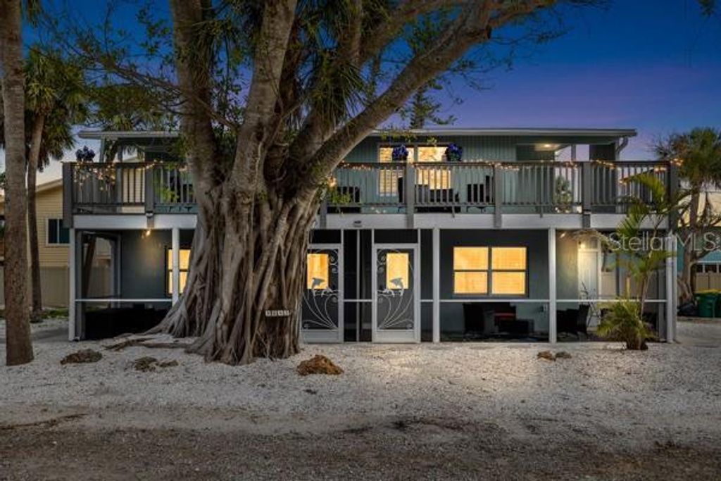 Photo of 5043 N Beach Road #D, Englewood, FL 34223 (MLS # A4696649)