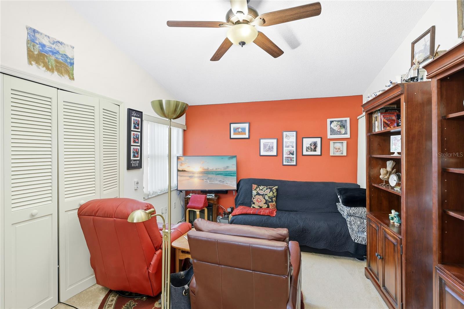 LONGWOOD VILLAS UNIT 3 - Residential