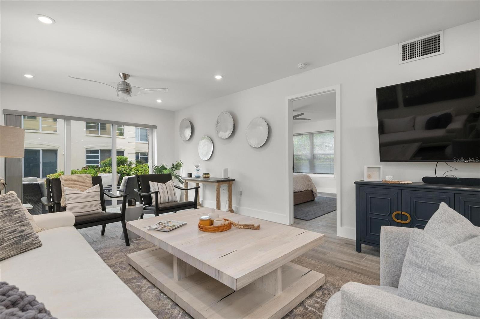 BEACH HARBOR CLUB - Residential Lease