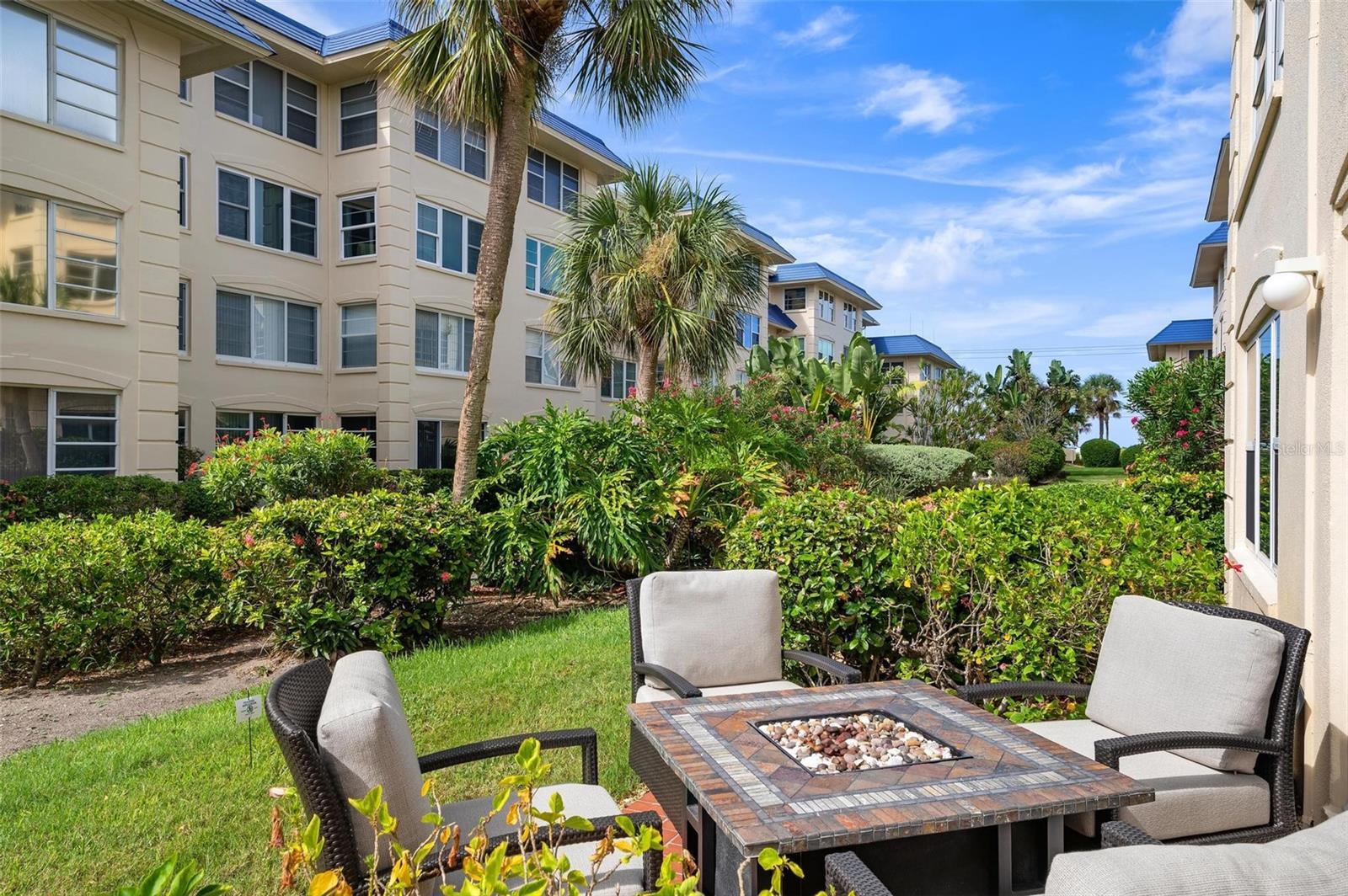 BEACH HARBOR CLUB - Residential Lease