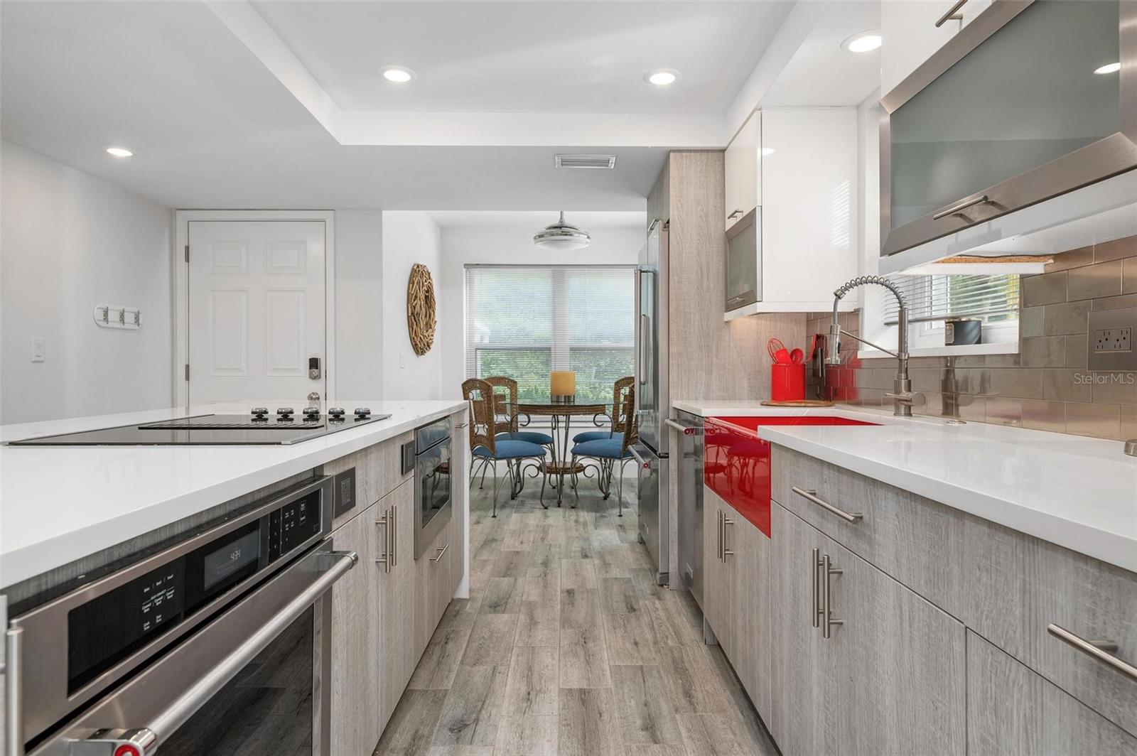 BEACH HARBOR CLUB - Residential Lease