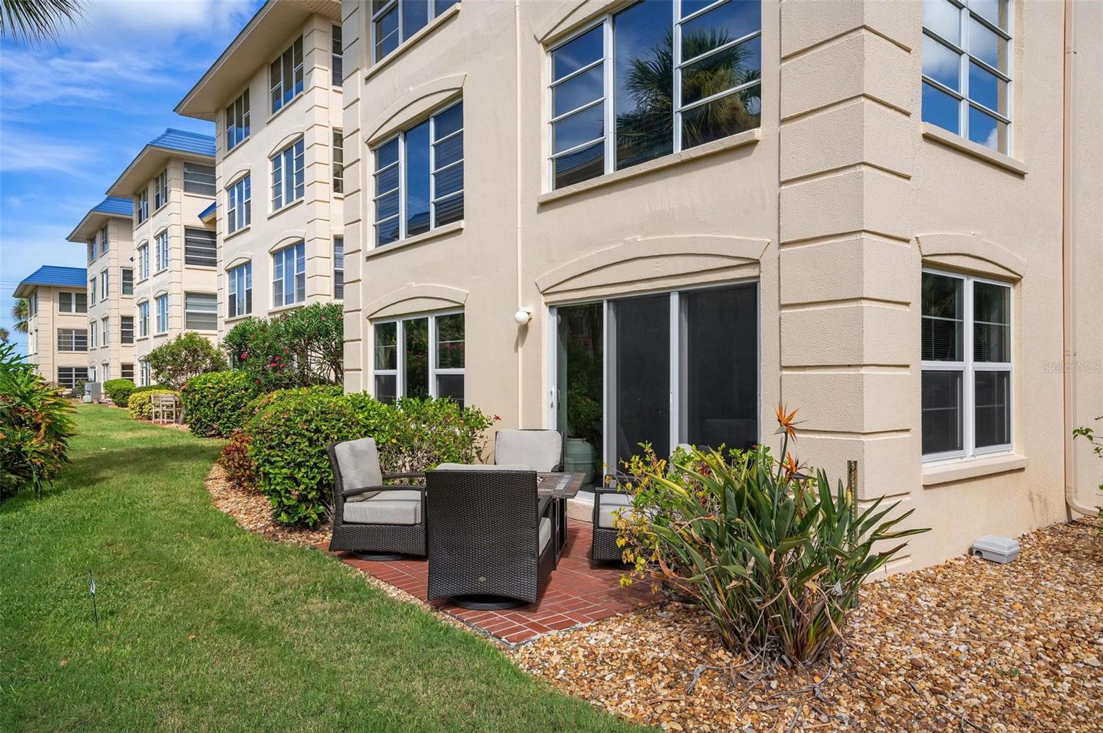 BEACH HARBOR CLUB - Residential Lease