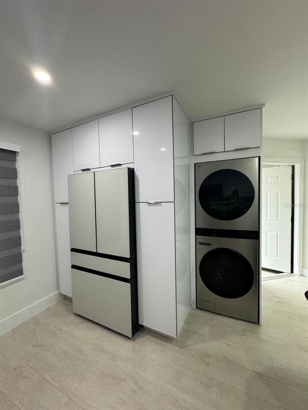 Photo of 13916 Ginger Creek Boulevard, Orlando, FL 32826 (MLS # O6387840)