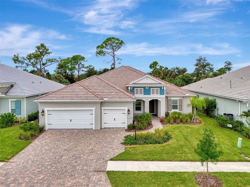 Photo of 21353 Holmes Circle, Venice, FL 34293 (MLS # A4665568)